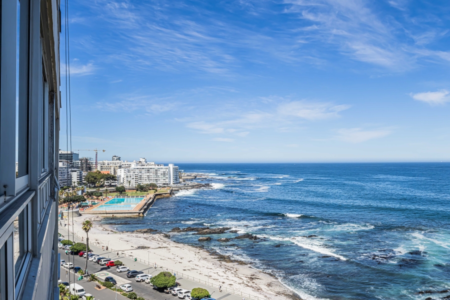 To Let 3 Bedroom Property for Rent in Sea Point Western Cape